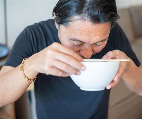 Can Smelling Old Food Really Tell You If It's Safe to Eat? - Sunny 92.3 ...