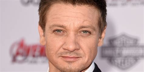 Jeremy Renner’s Accident Details: ‘Extensive’ Leg Injury, Blood Loss ...