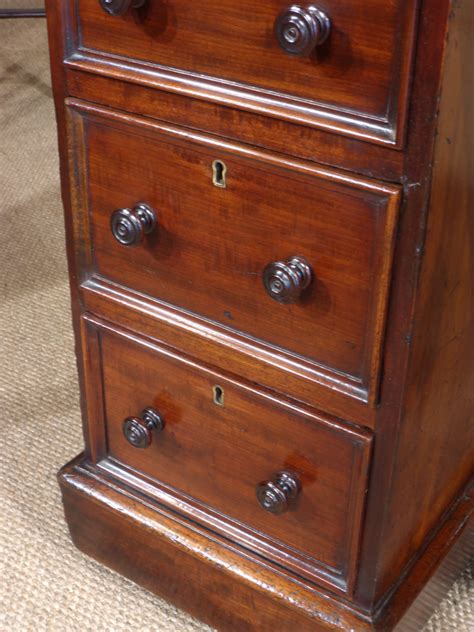 Small antique desk, pedestal desk, leather top desk : Antiques UK - Georgian Furniture - Regency ...