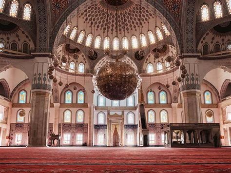 Mosque Inside