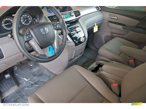 Truffle Interior 2013 Honda Odyssey EX-L Photo #71663284 | GTCarLot.com