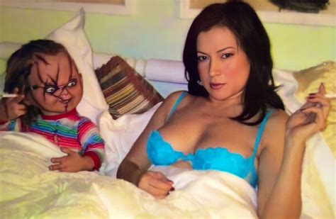 𖤐 𝖇𝖊𝖘𝖙 𝖔𝖋 𝖍𝖔𝖗𝖗𝖔𝖗 𖤐 on Twitter: "jennifer tilly behind the scenes of seed of chucky (2004)"