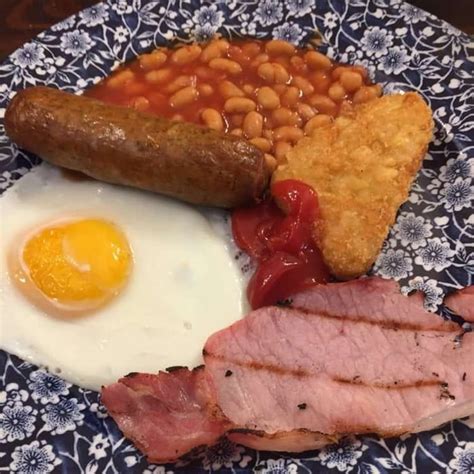 Wetherspoons Small Breakfast - at Selected Locations, £2.09 at Wetherspoon