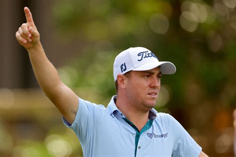 Justin Thomas Reacts To PGA Tour Denying Waivers For LIV Golf Opener