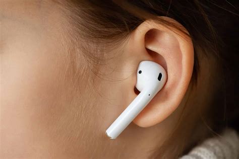 Comment bien mettre les écouteurs sans fil dans les oreilles