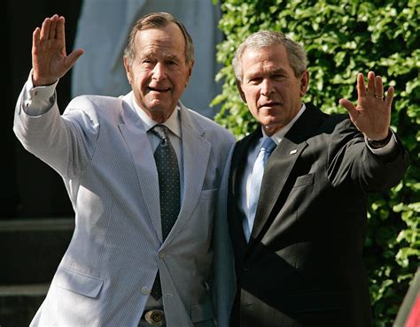 George Bush Sr and his son George W. Bush | Former U.S. President, George H. W. Bush in pictures ...