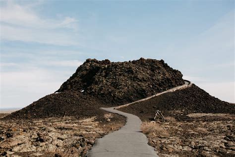 Craters Of The Moon: Idaho's Best Kept Secret | The Mandagies | Craters of the moon, Craters on ...