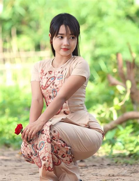 Myanmar Cute Girl
