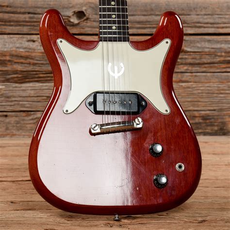 Epiphone Coronet Cherry 1961 – Chicago Music Exchange