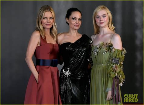 Elle Fanning Glows in Green Floral Dress at 'Maleficent 2' Premiere ...