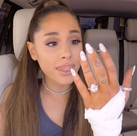 Pin by bryanna on ǝpuɐɹƃ ɐuɐıɹ∀ | Ariana grande nails, Ariana grande tattoo, Ariana grande