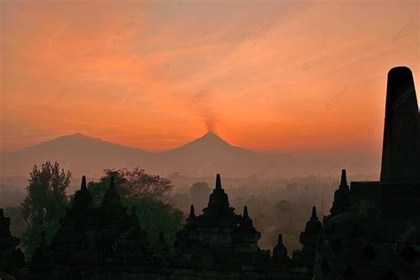 Indonesias Borobudur Temple On Java Island During Sunrise Photo Background And Picture For Free ...