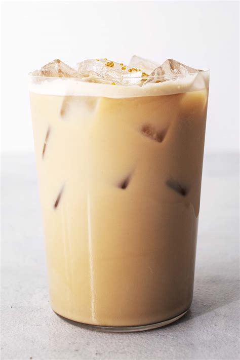 Iced Honey Oatmilk Latte (Starbucks Copycat Recipe) - Coffee at Three