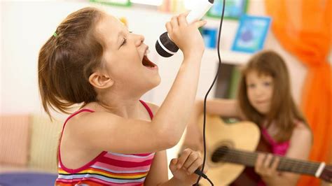 10 Best Singing Lessons for Kids in NYC