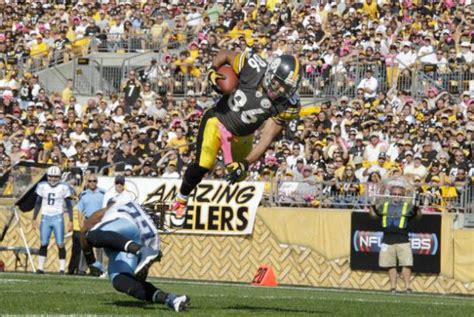 Hines Ward Snares Two TDs in Steelers Victory - Character Media