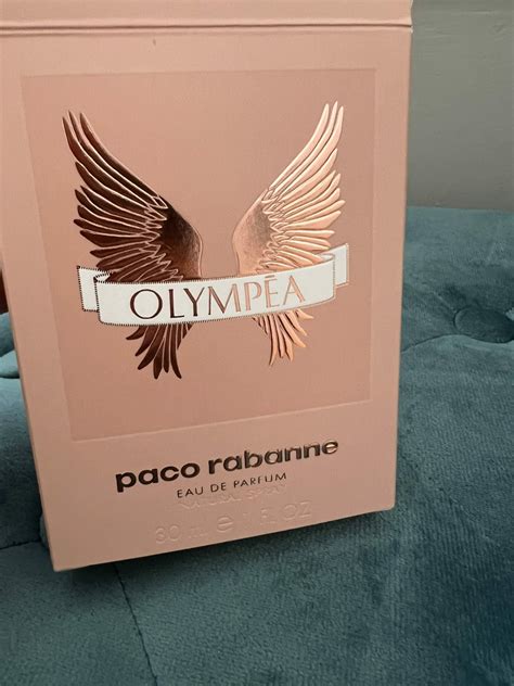 Olympea Perfume Review - Scent Chasers