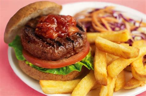 Slimming World's burger and chips | American Recipes | GoodtoKnow