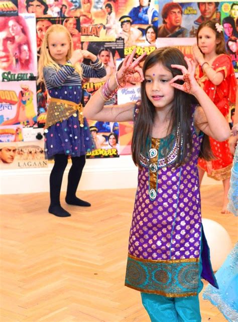 How to throw a colourful Bollywood party - DIY home decor - Your DIY Family | Bollywood party ...