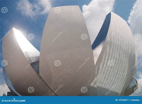 Artscience Museum stock image. Image of shape, skyscraper - 19746471