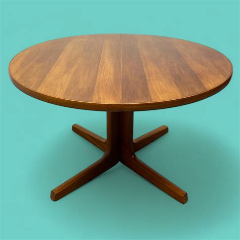 Danish Dining Table Extendable Circular Oval 70s Mobler – Pool Bank Interiors