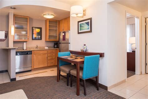 Residence Inn by Marriott Pittsburgh North Shore Reviews, Deals ...