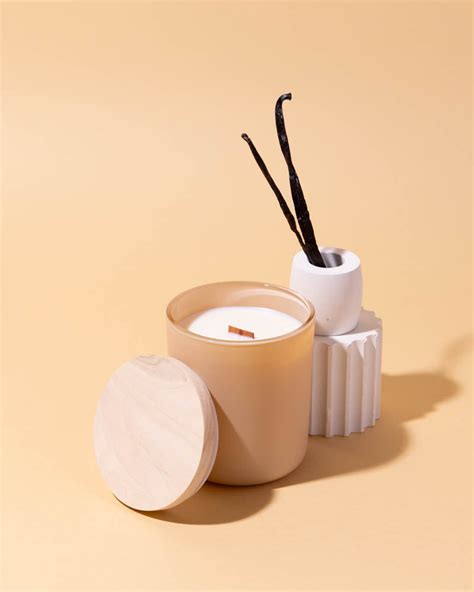 Vanilla Dreams Candle DIY Kit | makesy®
