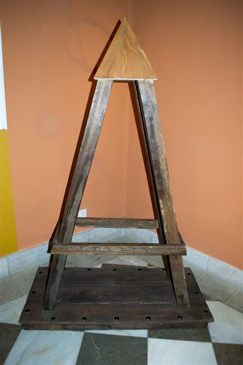 The Judas Cradle Torture Device: How the 'Judas Chair' Used a Pyramid to Torture and Kill Its ...