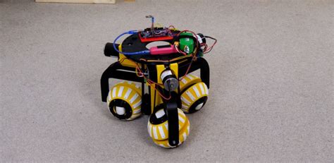 Robot Moves In Any Direction On Ball Wheels | Hackaday