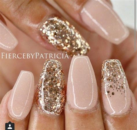 Pin by Ani Escobar on Nails | Gold glitter nails, Champagne nails, Prom nails
