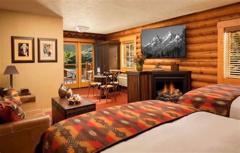 RUSTIC INN CREEKSIDE RESORT & SPA - JACKSON HOLE - 184 Photos & 182 ...