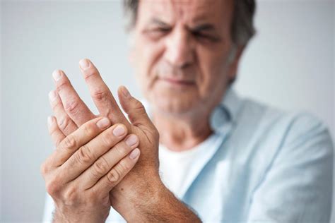 Common Causes of Stiff Hands | Hand Arthritis | Trigger Finger | Raynaud's