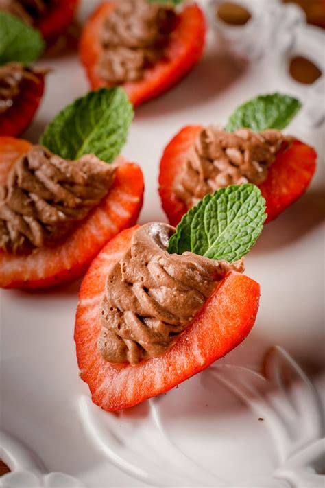 Deviled Strawberries - With Chocolate and Cream Cheese – Strawberry Plants