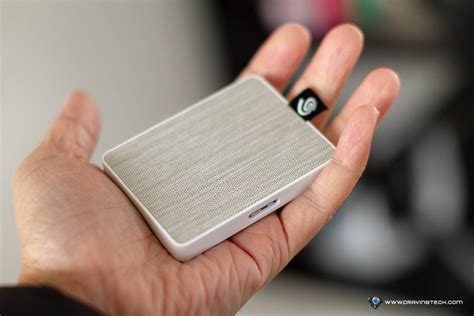Seagate OneTouch SSD Review - Very compact, fast, external drive