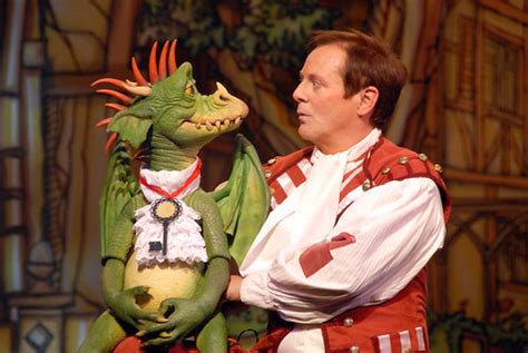 Scorch the Dragon and Ronn Lucas (Buttons) | newwimbledontheatre | Flickr