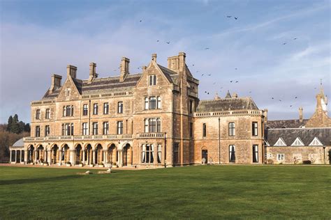 Win a spa pamper package and overnight stay for four at Walton Hall – worth £620