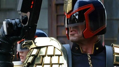 Έρχεται ο... Judge Dredd; Έλληνες κατασκεύασαν τεχνητή νοημοσύνη που θα εκδίδει αποφάσεις στο ...