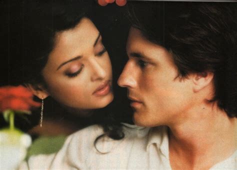 Aishwarya Rai and Martin Henderson as Lalita and Darcy in Bride and Prejudice | Bride and ...