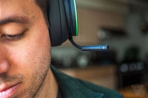 Microsoft Xbox Wireless headset review: mic drop - The Verge