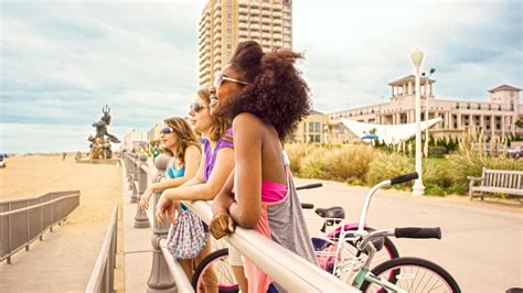 Virginia Beach Boardwalk – Explore the Iconic Oceanfront Attraction