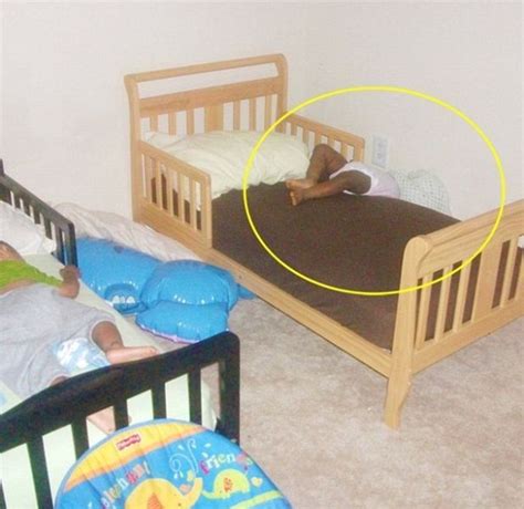 Funny and Awkward Kid Sleeping Positions (17 pics) - Izismile.com