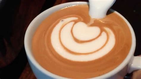 coffee latte art tutorial how to make - robert-burger