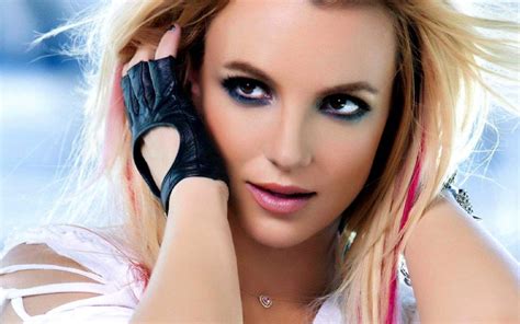 Britney Spears Wallpaper 11 - Desktop Wallpapers HD