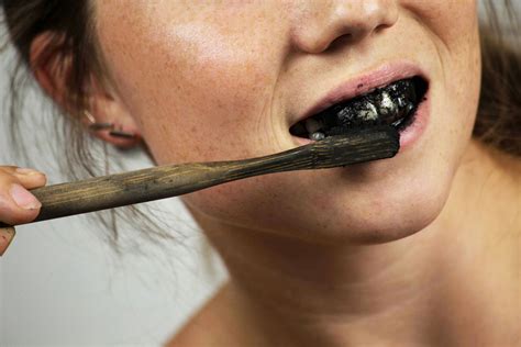 Charcoal Toothpaste Benefits & Side Effects