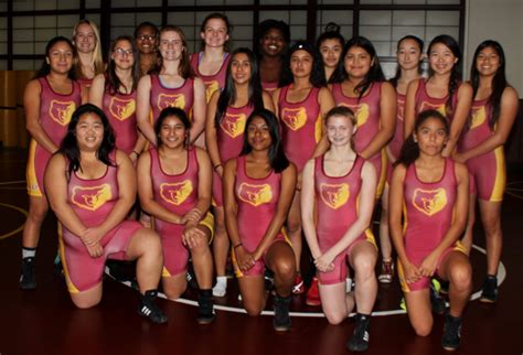 M-A Girl’s Wrestling team hosts “Bear Bash” on Dec. 3 — InMenlo