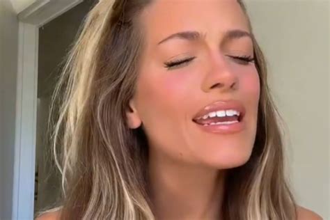 Watch Former Miss America Go Viral With These Stunning Impressions - Free Beer and Hot Wings