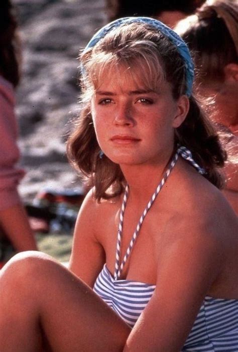 Elisabeth Shue in ‘The Karate Kid’ (1984) : r/ClassicScreenBeauties