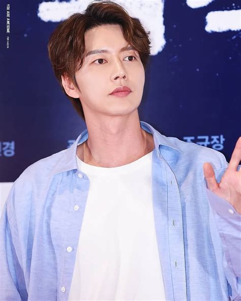 Oh dear... That smile. 😍 [PHOTOS] 20180808 . Actor Park Hae-jin attended the VIP premiere of the ...