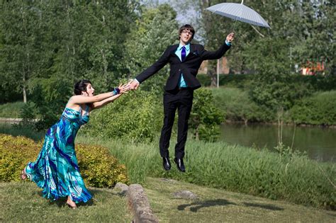 14 Hilarious Prom Photos That'll Have You Chuckling In No Time