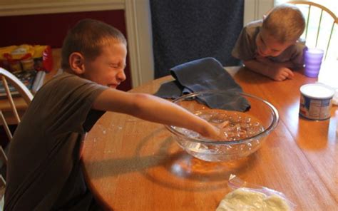 Science Experiment: Blubber Keeps Whales Warm - Frugal Fun For Boys and Girls