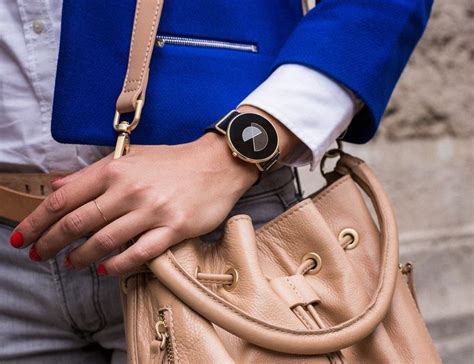 Shammane Smartwatch | Smart watch, Timeless watches, Smartwatch women